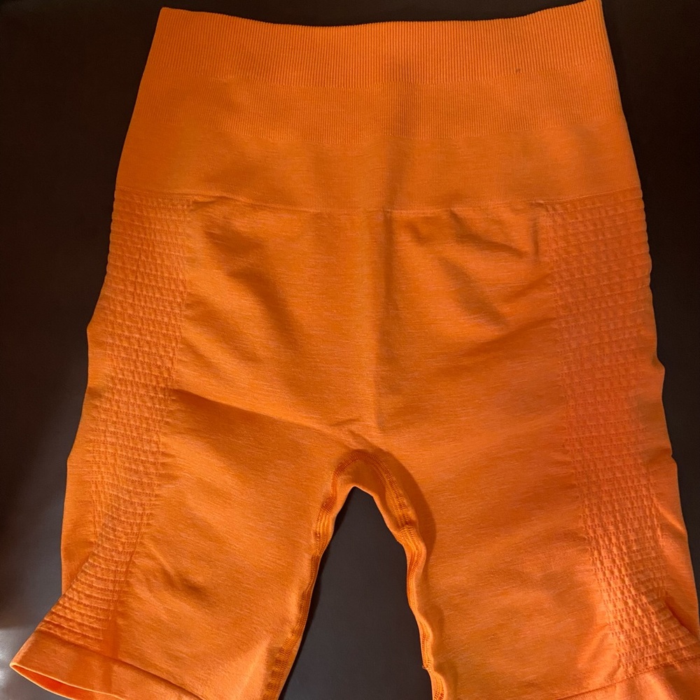 Alphalete bike shorts